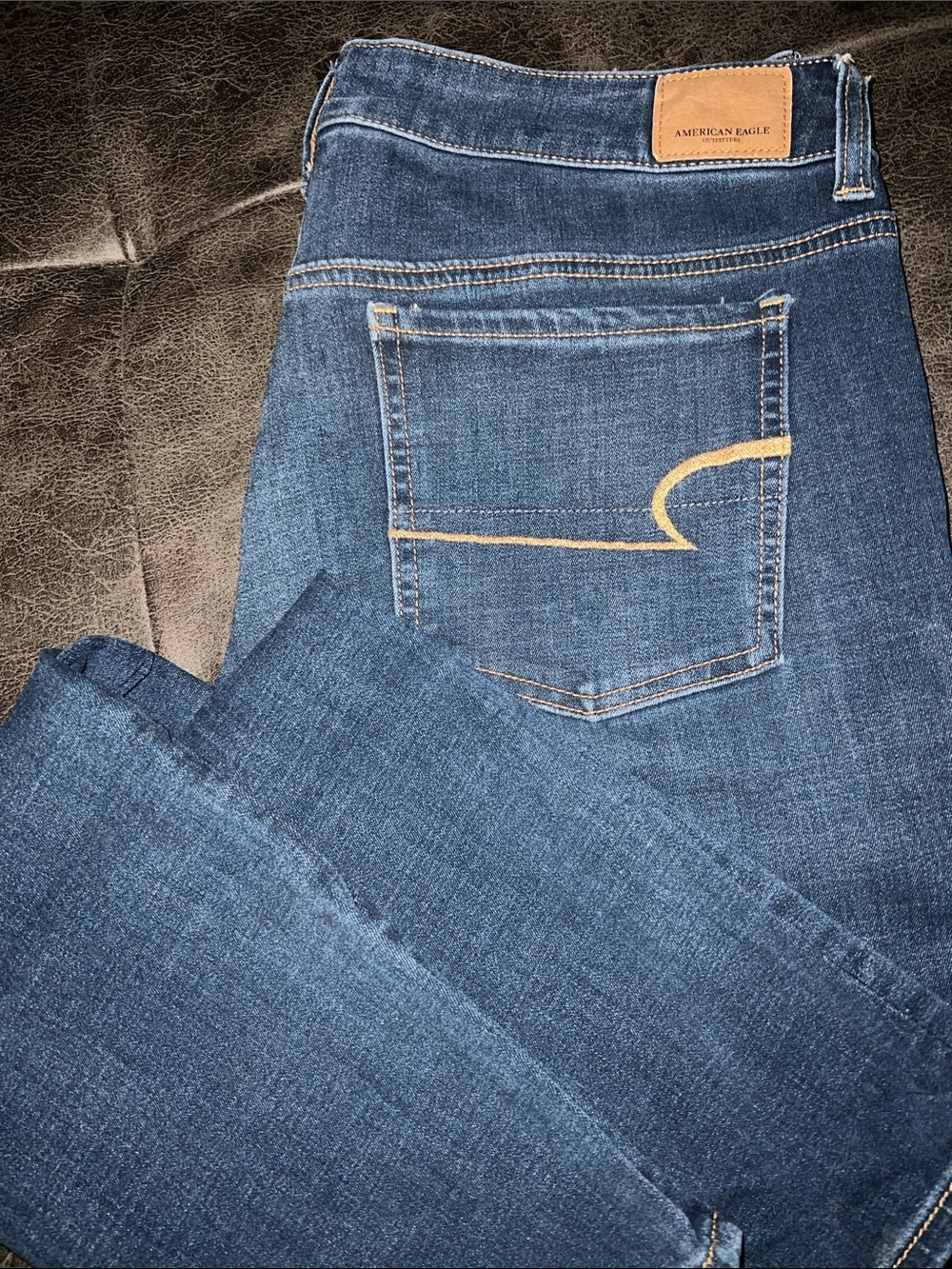 American Eagle Outfitters Blue Faded High-Rise Jeans